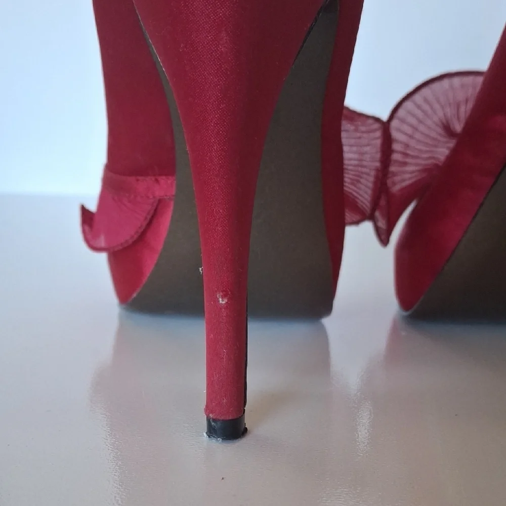 Charles David Red Ruffle Peep-Toe Heels - Picture 4 of 4